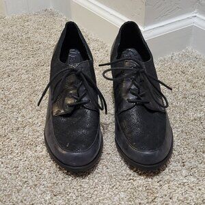 Women's Born Oxford Leather Shoes Size 7.5